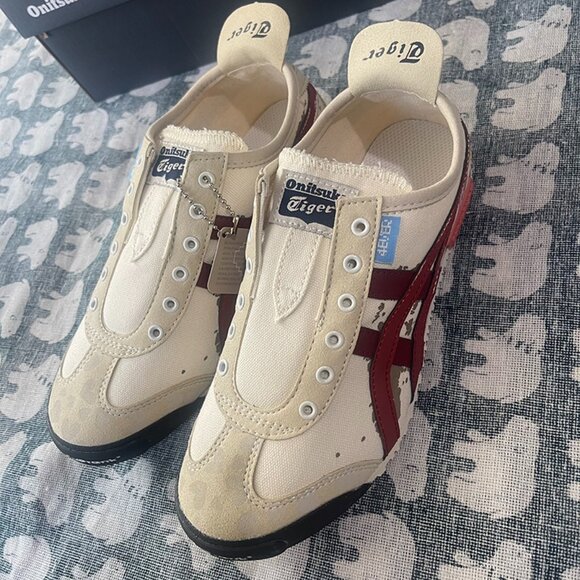 Onitsuka Tiger Mexico 66 Love Generation Shoes - Picture 1 of 6
